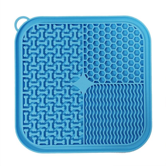silicone treat mat with suction