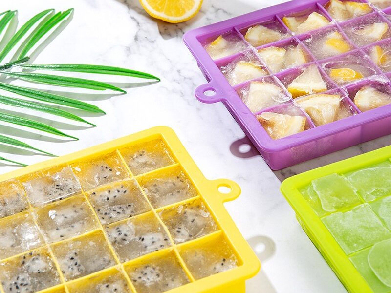 Personalized silicone ice cube tray 24 grids with lid